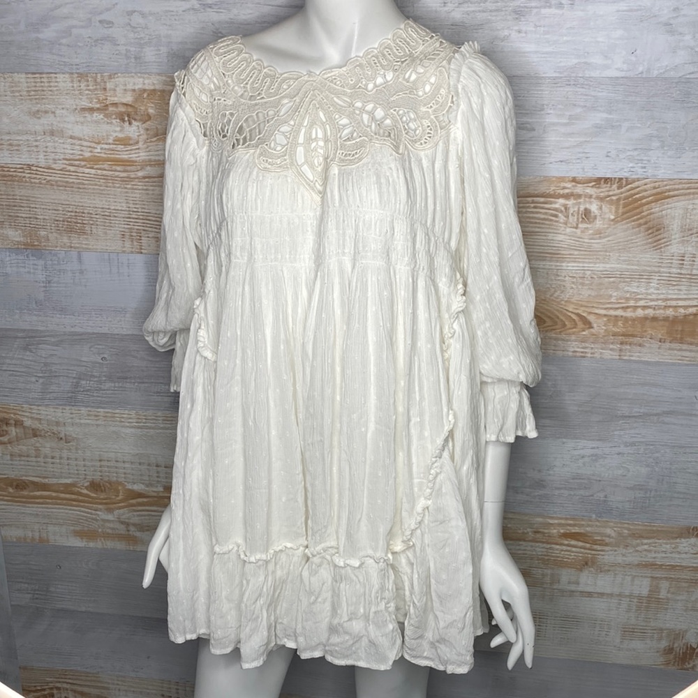Free People mini crotchet bohemian dress white size Medium